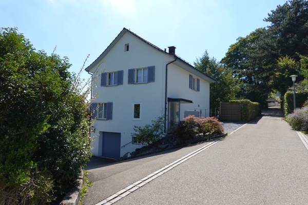 5-Zimmer-Einfamilienhaus in ruhigem und kinderfreundlichem Quartier